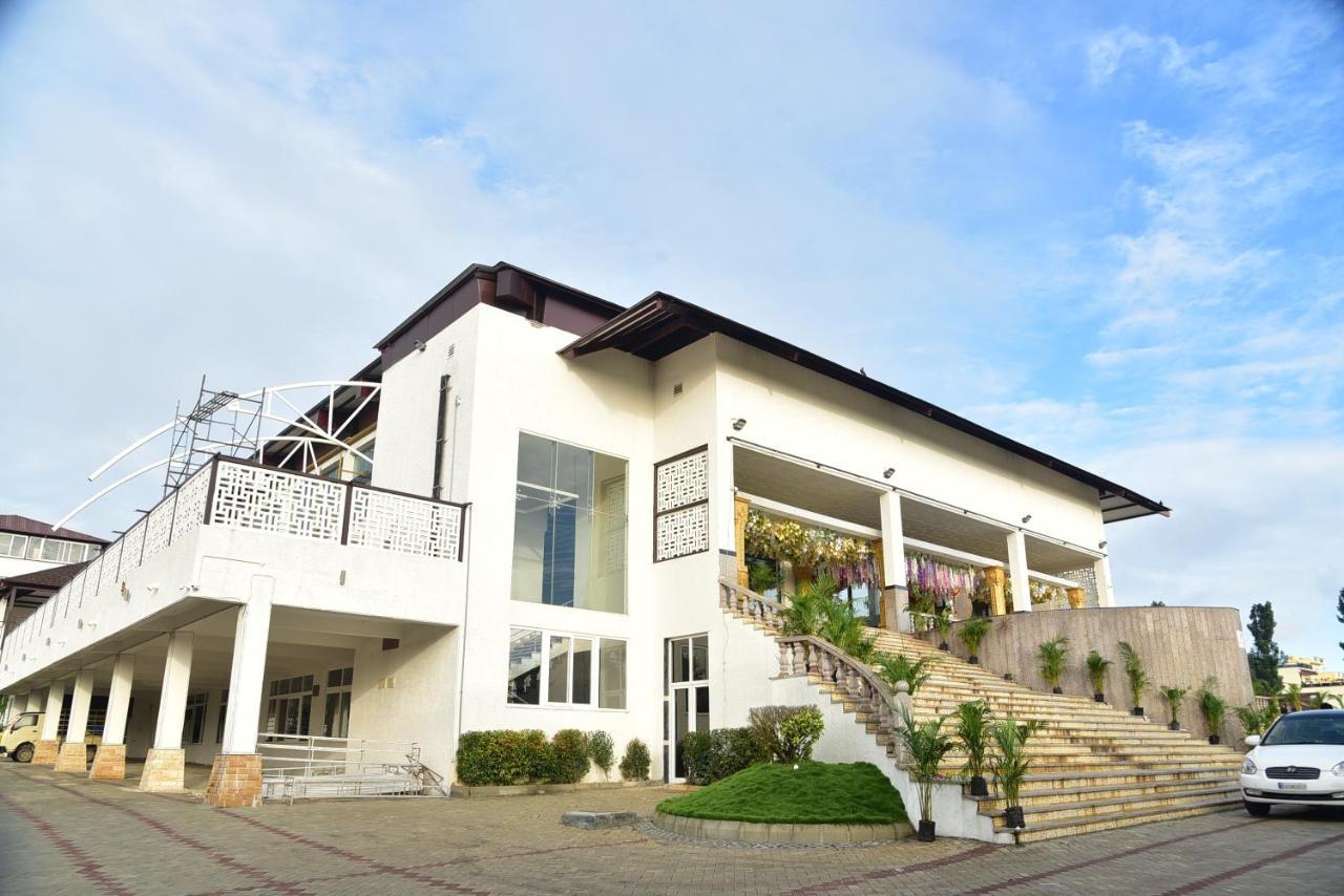 Vistar Pavithra Vivaha Convention Hall Jigani Exterior foto